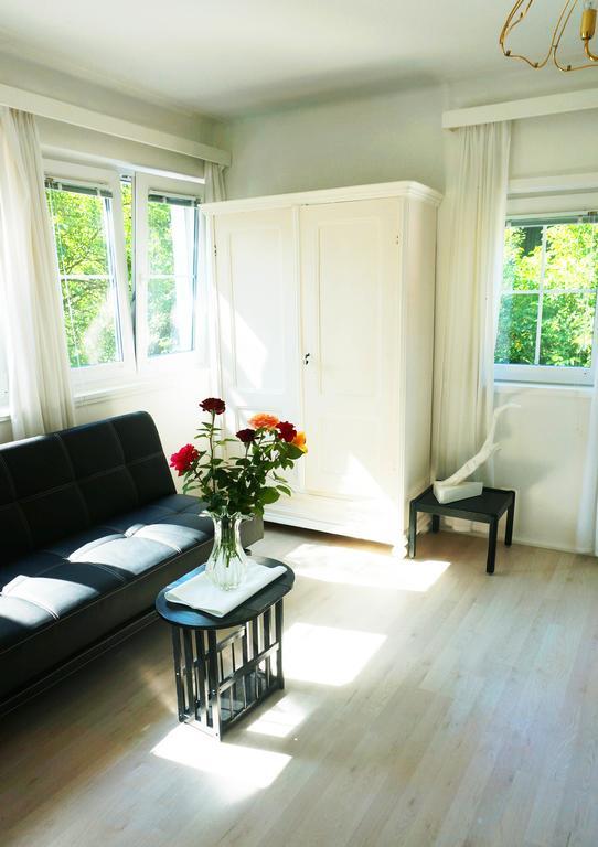 Ferienhaus Black & White Bromberg Экстерьер фото